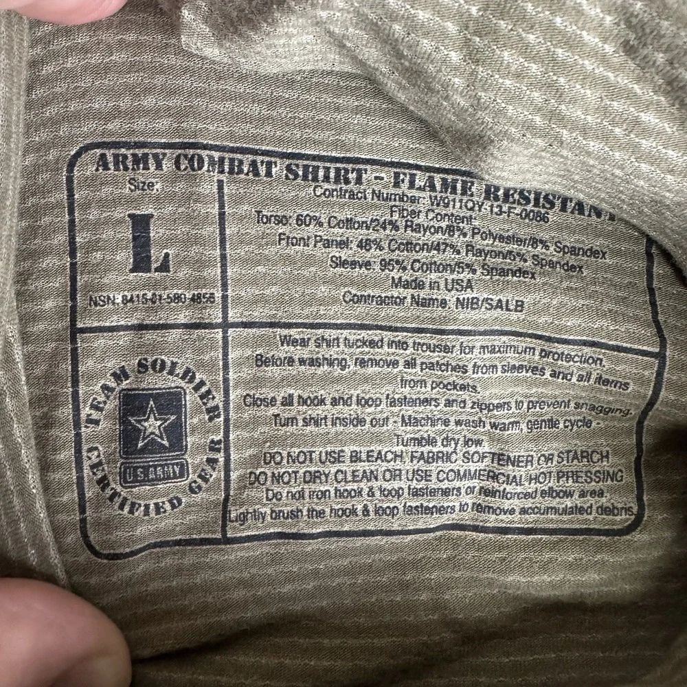 US Army Combat Shirt Mens Large Flame Resistant Long Sleeve Military Multicam